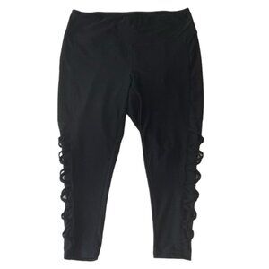 NOLA Black Activewear Cropped Leggings Size 1X